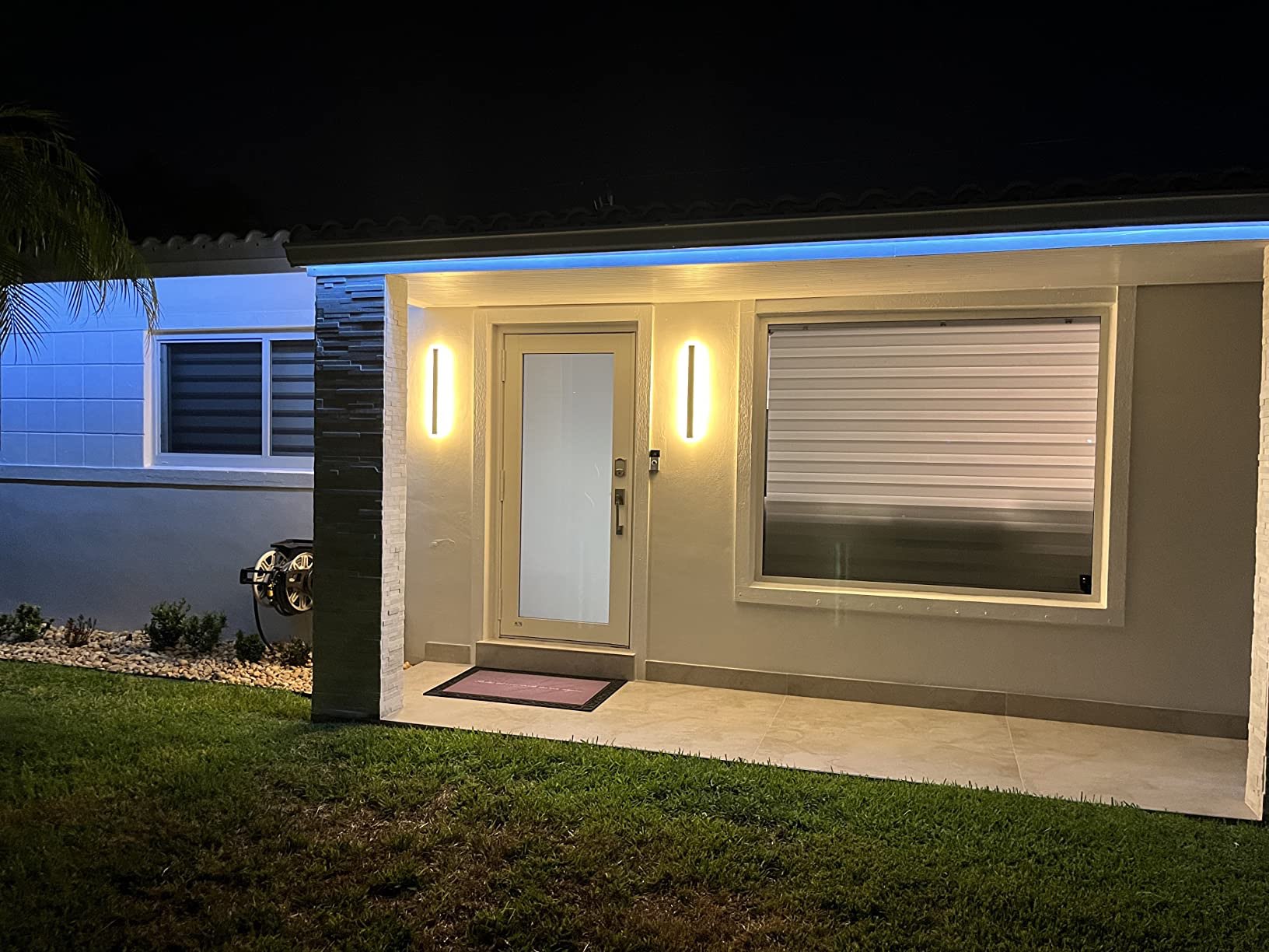 Outdoor LED wall light photo review