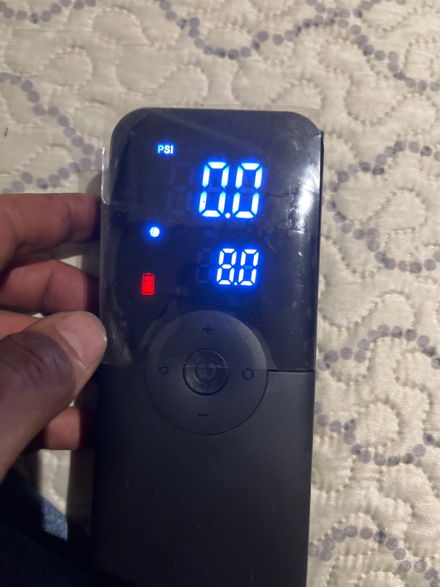 CARSUN Rechargeable Air Pump photo review